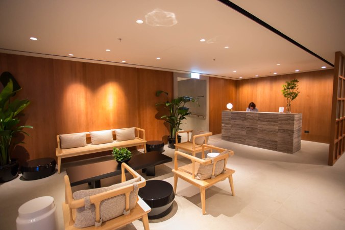 Cathay Pacific Pier Business Lounge Relaxation Room